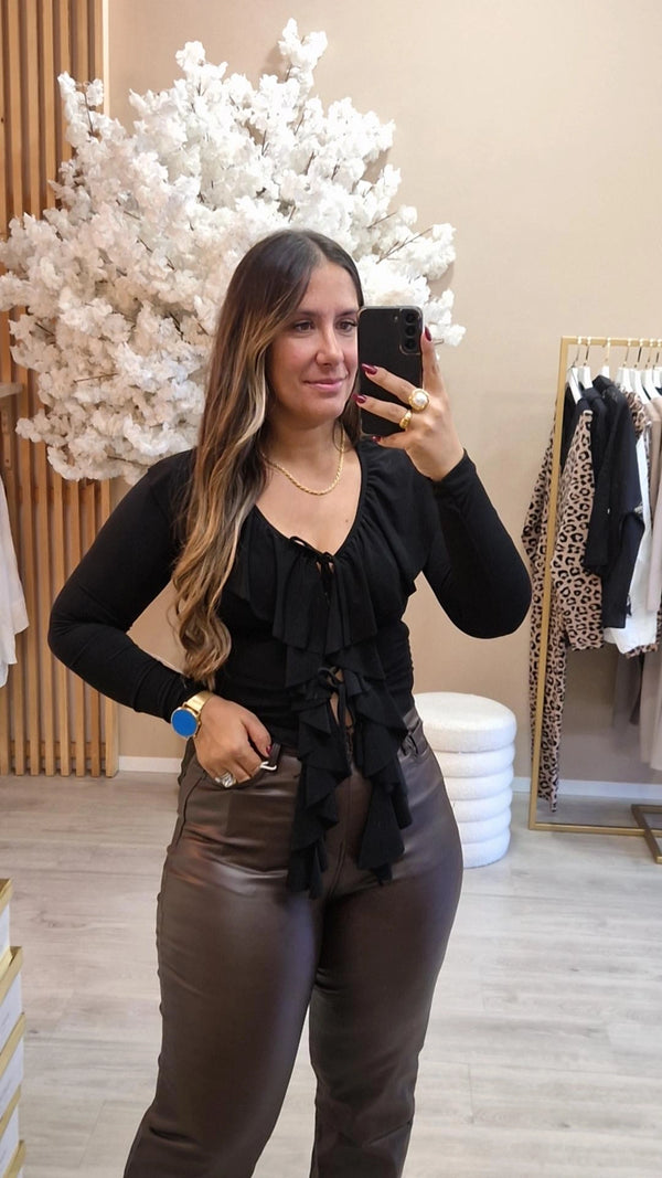BLUSA FOLHOS MARA PRETO